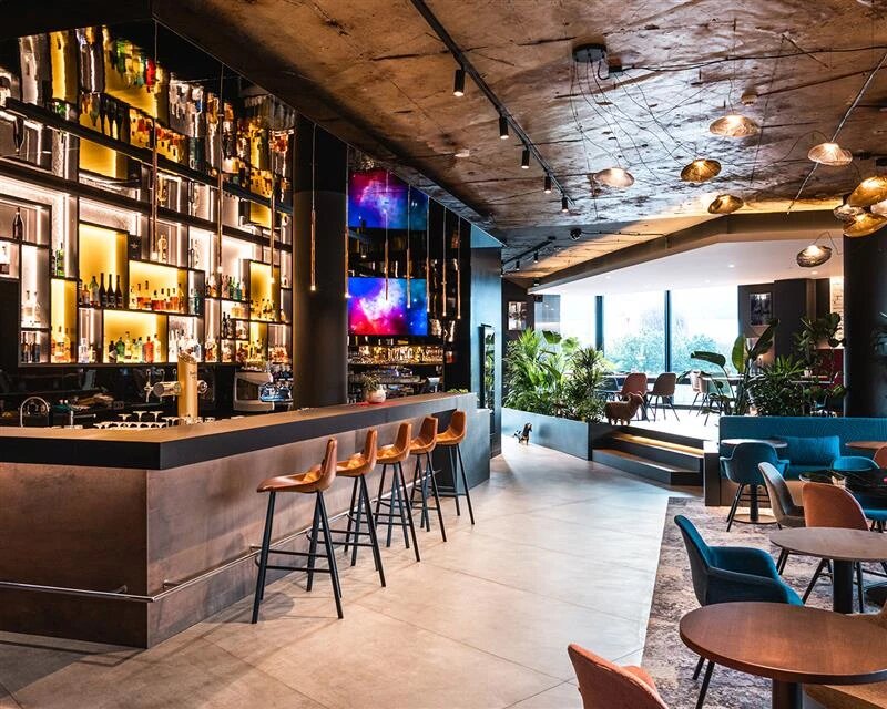 OREA Hotel Pyramida - lobby bar